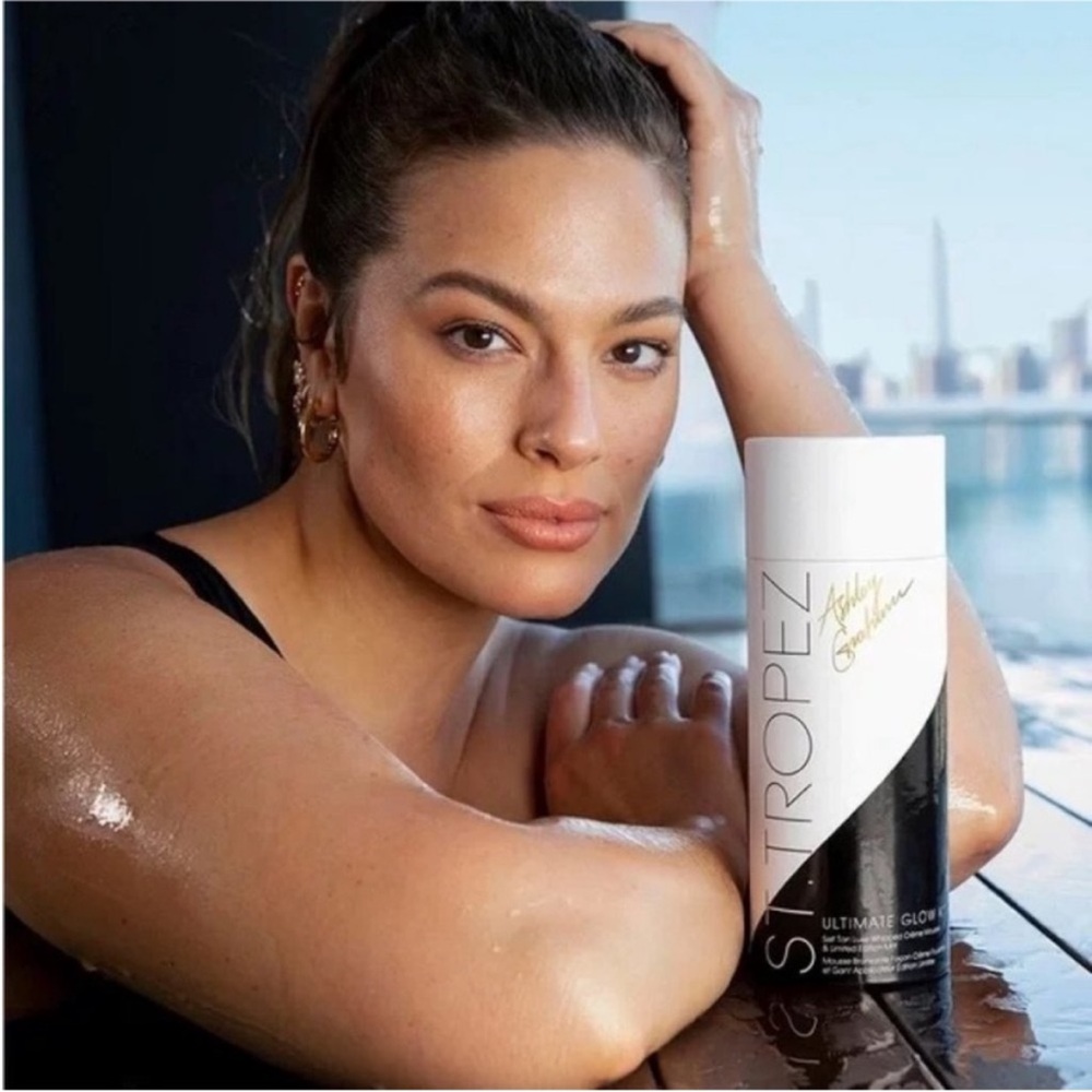 St. Tropez X Ashley Graham Limited Edition Self Tan Luxe Whipped Crème Mousse